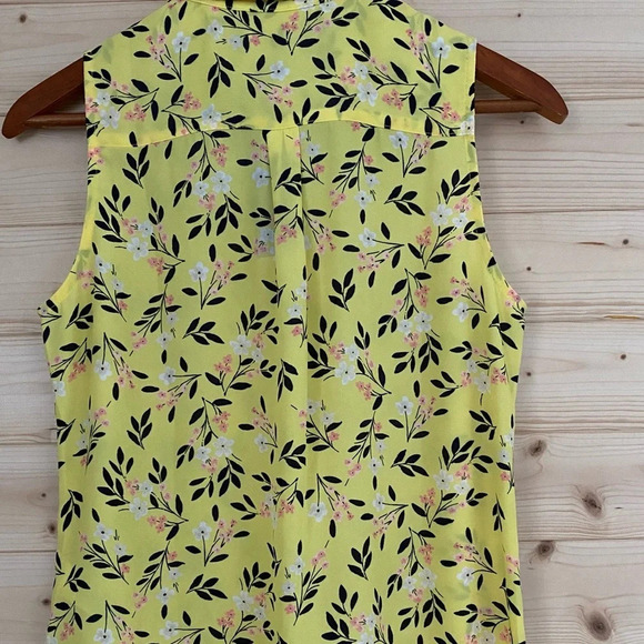 BANANA REPUBLIC Women's XS Classic Fit Yellow Floral Patterned Button-Up Blouse - Picture 4 of 8